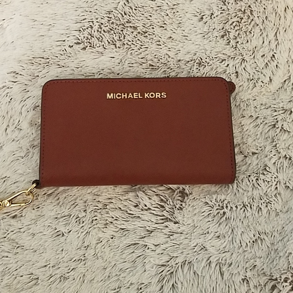 Michael Kors Phone Wallet